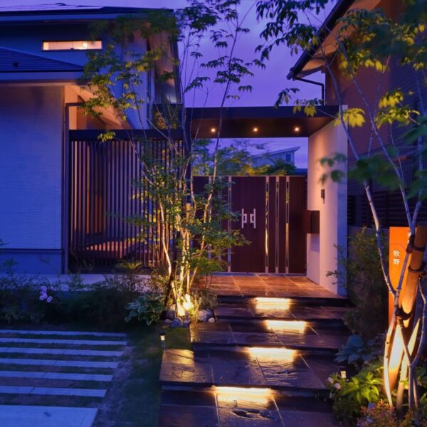 “夜景”になる家