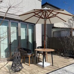 カーテン閉めっぱなしの家、実は「窓の決め方」が原因です。外構目線で直す3つのポイント